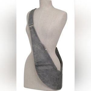 33. THE SASH LEATHER REVERSIBLE CROSSBODY BAG!